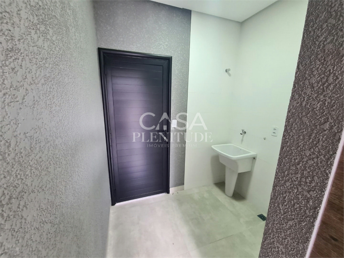 Casa em condomínio à venda com 3 suítes, em Wanel Ville, Sorocaba, SP