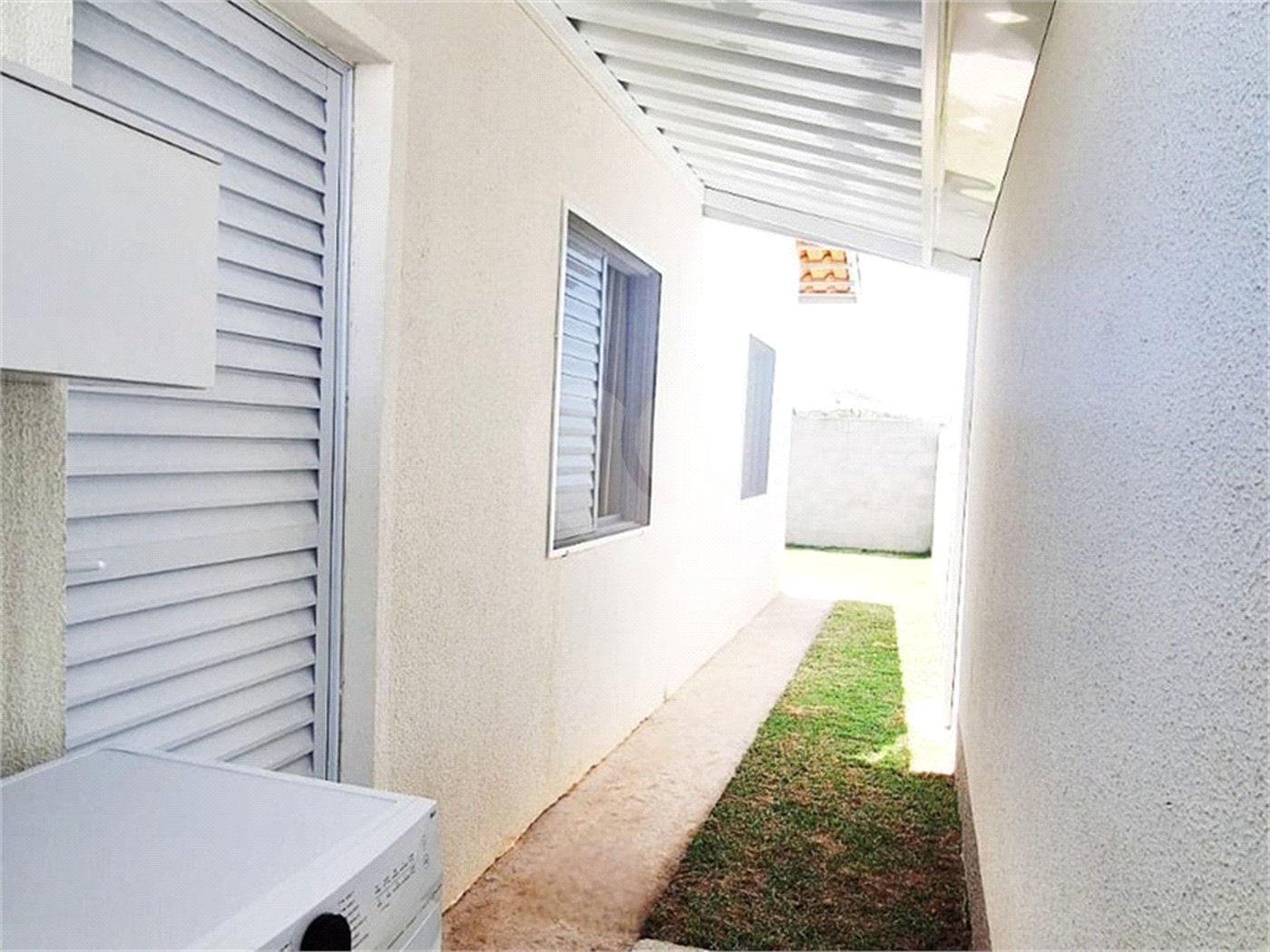 Casa à venda com 2 quartos no condomínio Residencial Parque Imperial, Sorocaba - SP