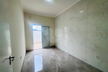 Casa à venda com 2 suítes no condomínio Horto Florestal III, Sorocaba - SP
