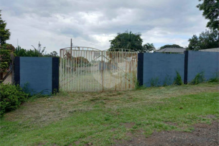Terreno com 2.010,00 m² .