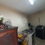 Vende-se: Sobrado de Vila, 2 quartos, Edícula com 1 Suíte, 1 Vaga, Santana!