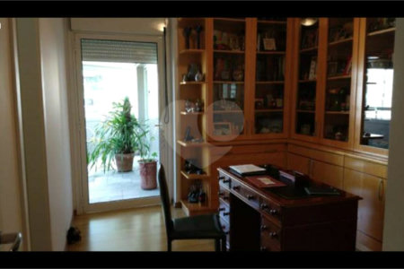 Apartamento à venda no Paraíso de 303m² com 4 suítes e 4 vagas.