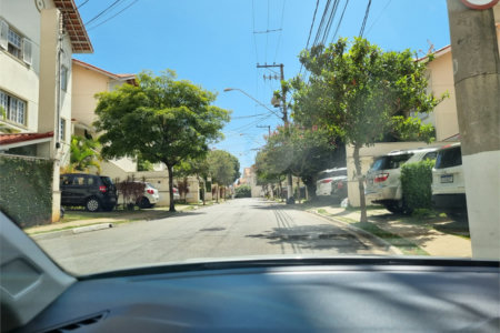 Casa à venda com 3 quartos, sendo 1 suíte, no condomínio Reserva das Flores - Casas, Guarulhos - SP