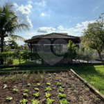 Casa à venda com 4 quartos, sendo 3 suítes, no condomínio Terras de Mont Serrat, Salto - SP