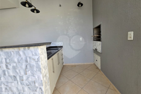 Casa para alugar com 3 suítes no condomínio Residencial Villa dos Inglezes, Sorocaba - SP