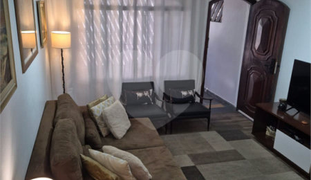 Sobrado à venda com 2 quartos em Vila Gumercindo, São Paulo, SP