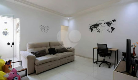 Casa Térrea à venda com 2 quartos em Santa Teresinha, São Paulo, SP