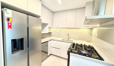 Apartamento à venda ou para alugar com 3 suítes em Campo Belo, São Paulo, SP