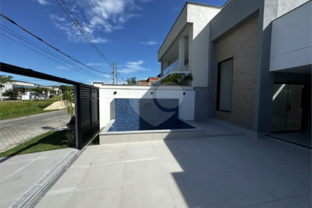 Casa à venda com 3 suítes, no condomínio Grand Park, Rio de Janeiro - RJ