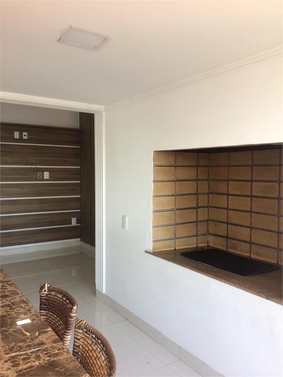 Apartamento à venda com 3 suítes em Vila Suzana, São Paulo, SP