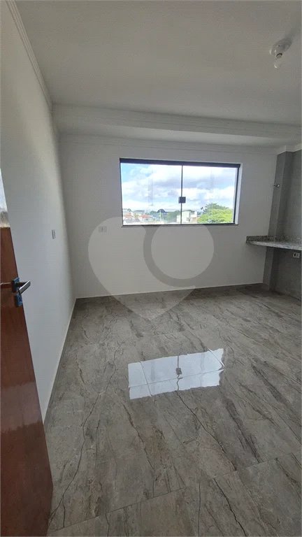 Sobrado à venda com 2 suítes em Vila Nivi, São Paulo, SP