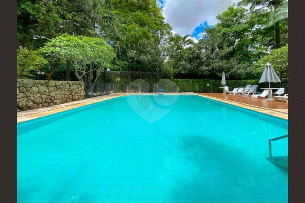 Apartamento à venda com 3 quartos, sendo 1 suíte,  em Jardim Marajoara, São Paulo, SP