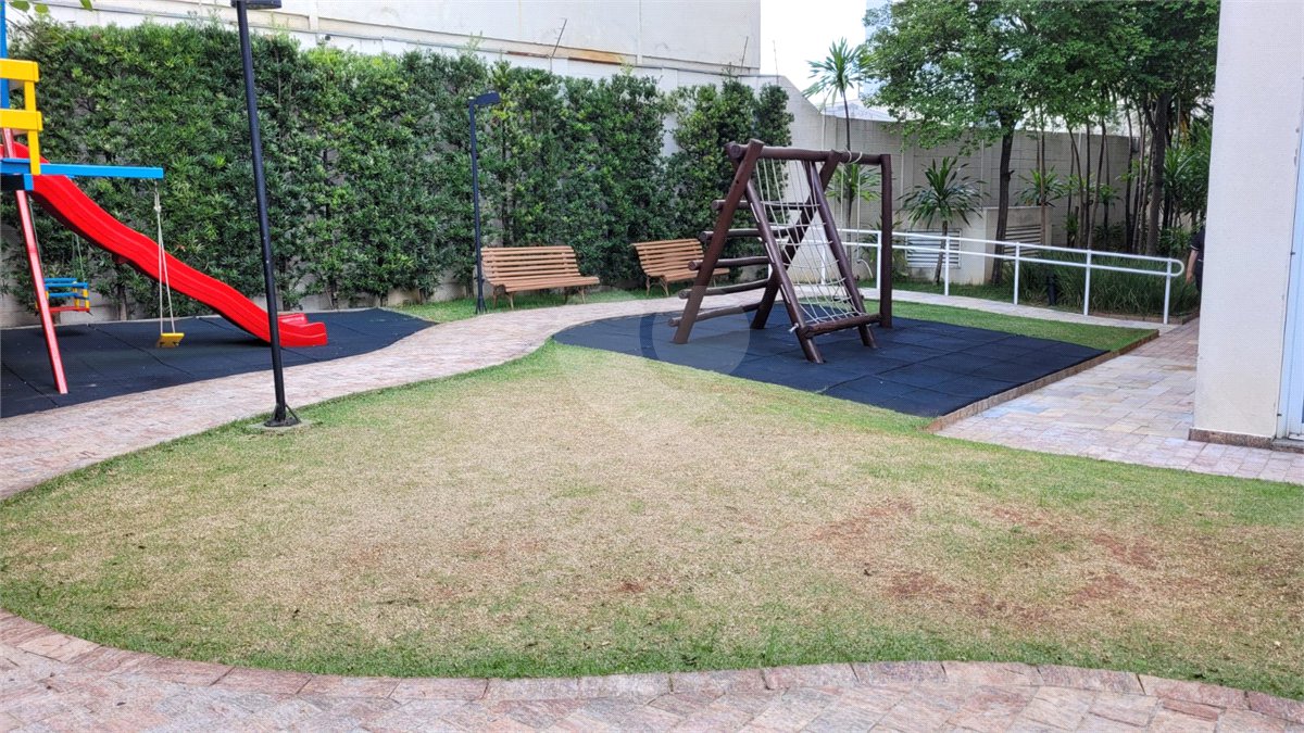 Apartamento à venda com 2 quartos, sendo 1 suíte, em Lapa, São Paulo, SP