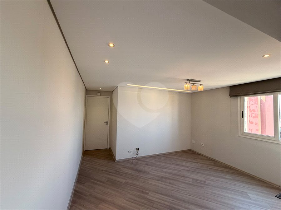 Apartamento à venda com 2 quartos em Sítio Pinheirinho, São Paulo, SP