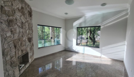 Casa à venda com 4 quartos, sendo 2 suítes,  no condomínio Bosque de Grevilea, Vinhedo - SP