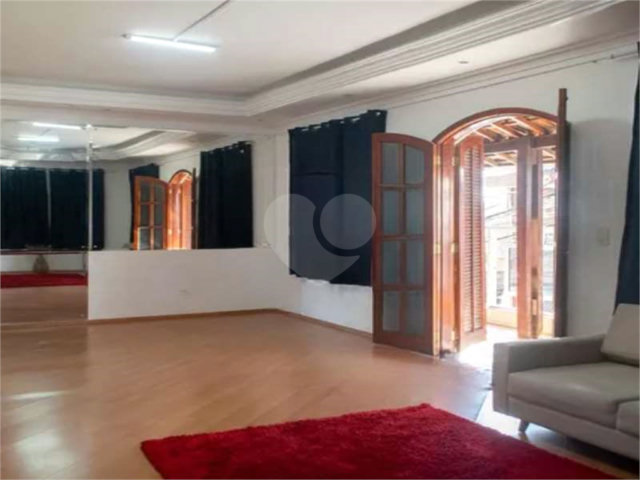 Sobrado à venda com 3 quartos, sendo 1 suíte,  em Vila Nova Cachoeirinha, São Paulo, SP