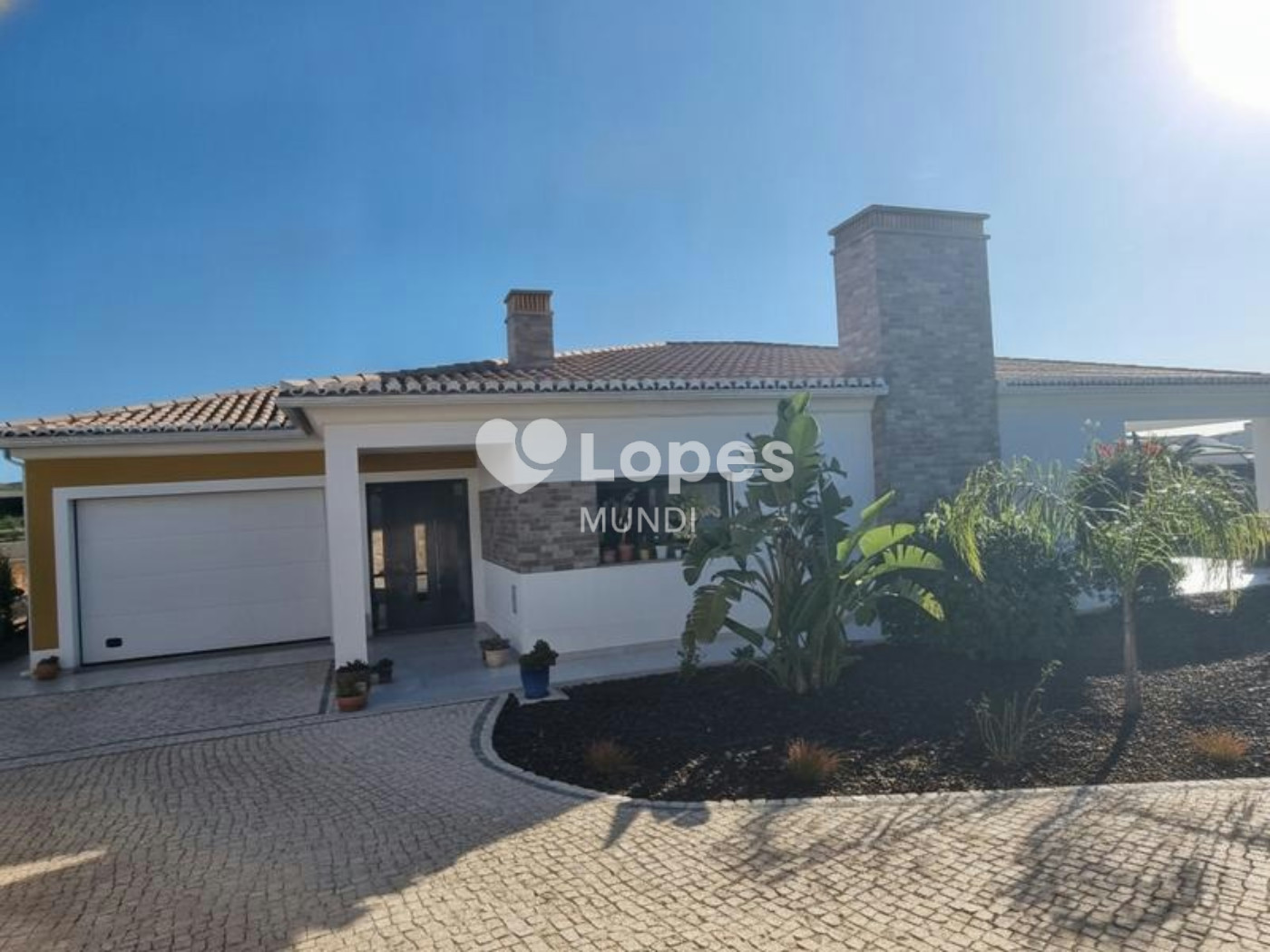 Casa com 3 quartos à venda em Mexilhoeira Grande, Portimão, Portugal – Piscina