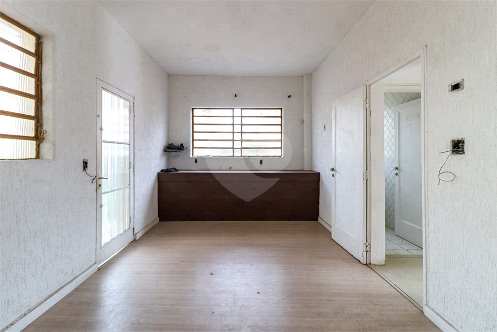 Casa à venda ou para alugar com 4 quartos, sendo 1 suíte,  em Pacaembu, São Paulo, SP