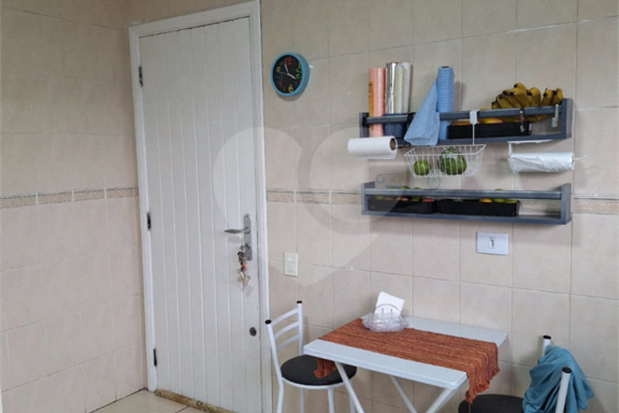 Sobrado à venda com 3 quartos, sendo 1 suíte, em Vila Irmãos Arnoni, São Paulo, SP