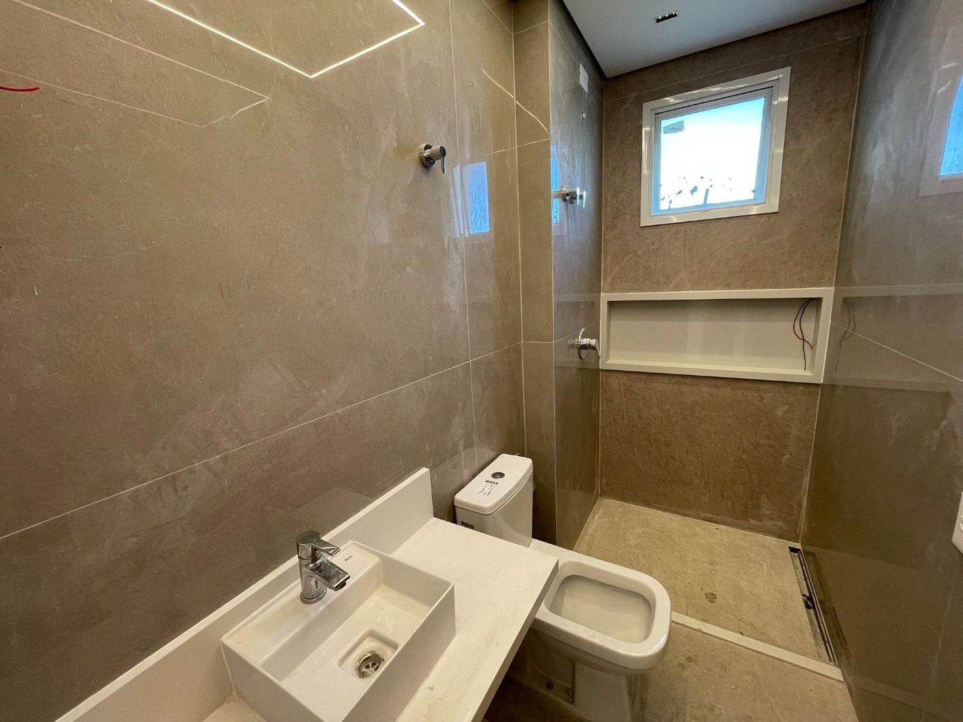 Cobertura com 3 dormitórios à venda, 238 m² por R$ 5.500.000,00 - Embaré - Santos/SP