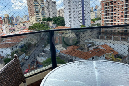 Apartamento à venda com 3 quartos, sendo 1 suíte, em Vila Paulicéia, São Paulo, SP