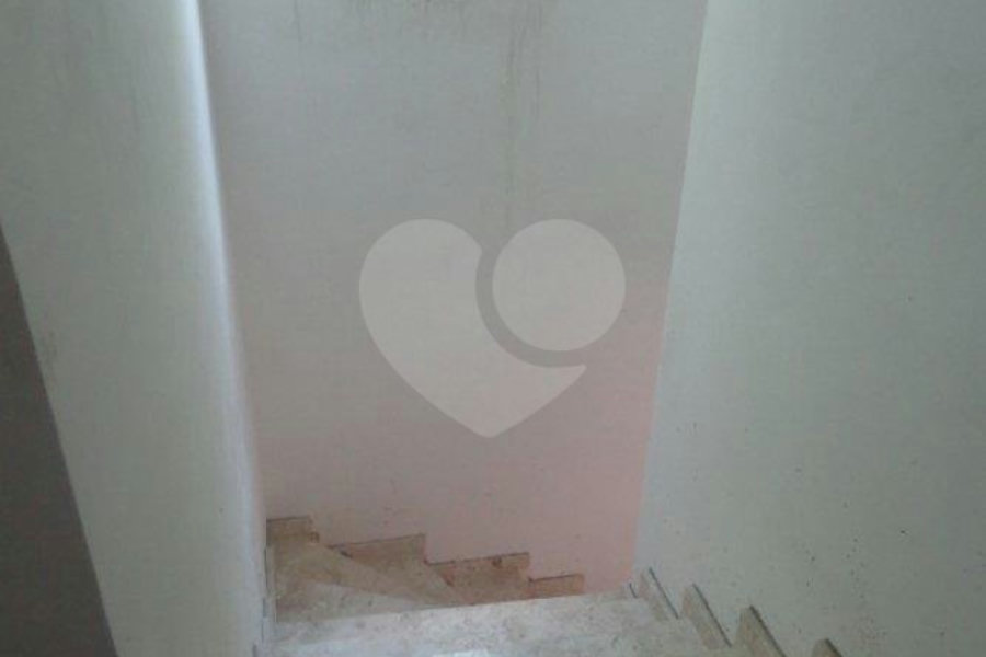 Sobrado à venda com 3 quartos, sendo 1 suíte,  em Parque Continental II, Guarulhos, SP