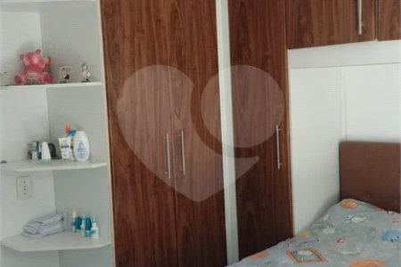 Apartamento com 80m² , 2 dormitórios , sendo 1 suíte , 1 vaga , à venda na Vila Tibiriça , em Santo André.