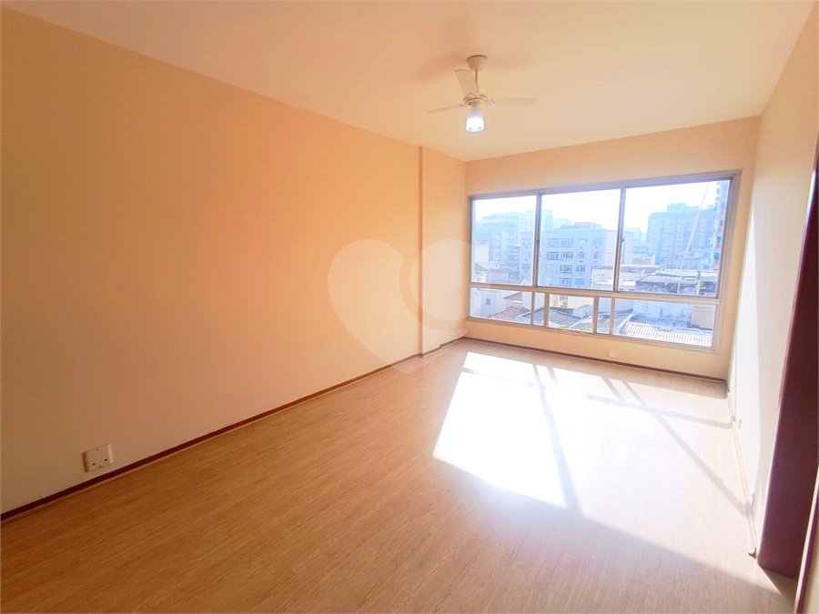 Apartamento à venda com 3 quartos, sendo 1 suíte, em Tijuca, Rio de Janeiro, RJ