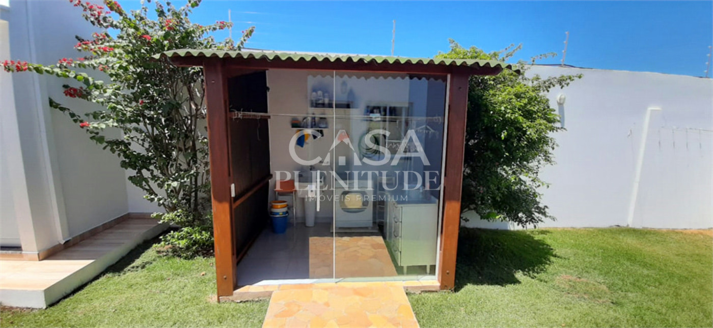 Casa em condomínio à venda ou para alugar com 4 suítes no Centro, Cesário Lange, SP