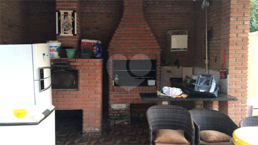 Chácara à venda com 3 quartos, sendo 1 suíte,  em Jardim Estância Brasil, Atibaia, SP