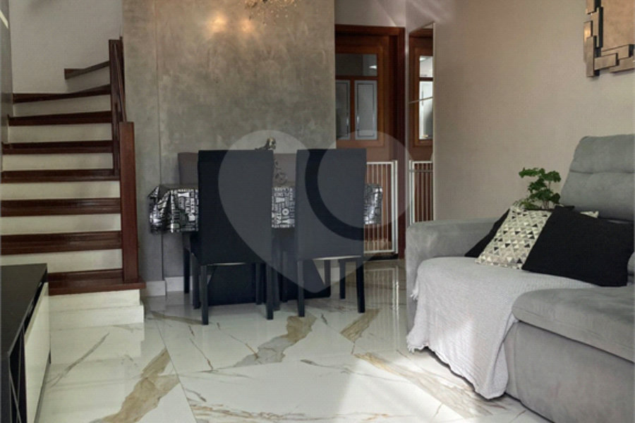 Casa à venda com 3 quartos, sendo 1 suíte, no condomínio Barbará II, São Paulo - SP