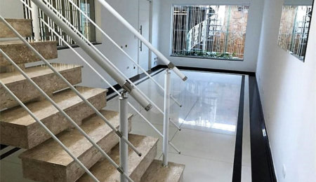 Sobrado à venda com 3 quartos, sendo 1 suíte, em Vila Galvão, Guarulhos, SP