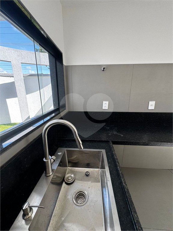 Casa à venda com 3 quartos, sendo 1 suíte, no condomínio Parque Guará, Rio de Janeiro - RJ
