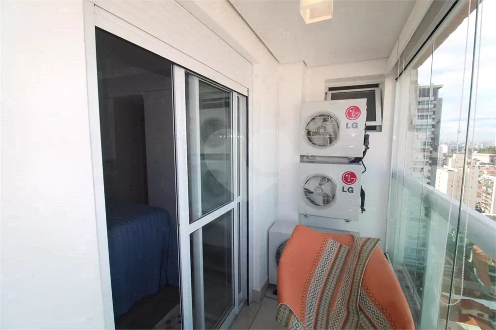 Apartamento à venda com 3 suítes em Santa Teresinha, São Paulo, SP