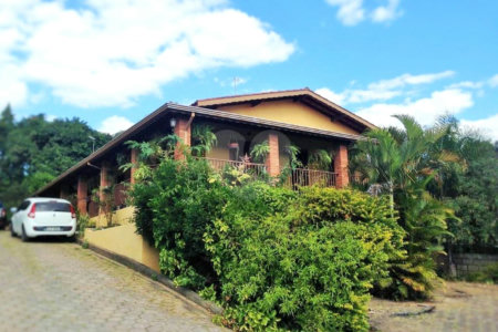 Casa à venda com 4 quartos em Capela, Vinhedo, SP