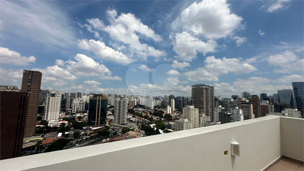 Cobertura à venda com 2 suítes em Itaim Bibi, São Paulo, SP