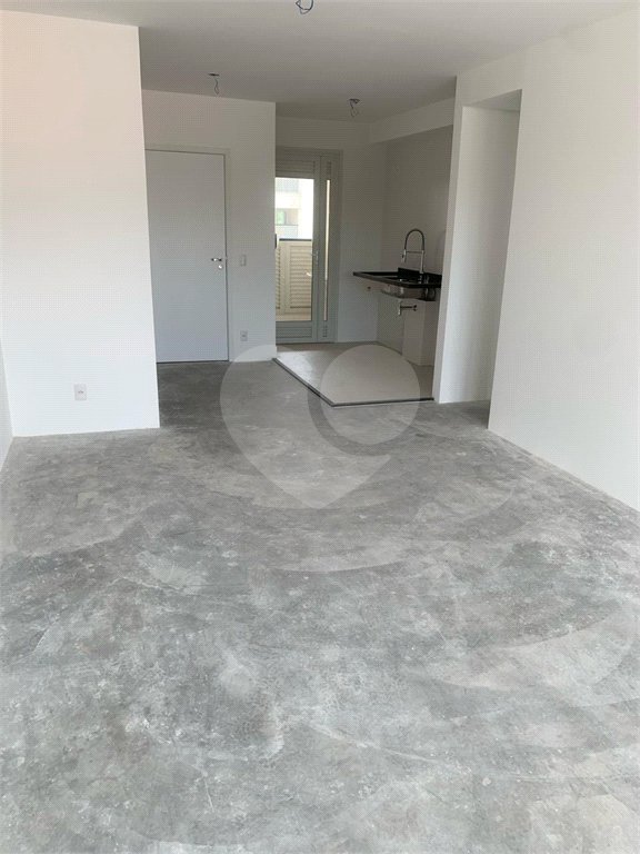 Apartamento à venda com 2 quartos, sendo 1 suíte,  em Vila Ester (zona Norte), São Paulo, SP