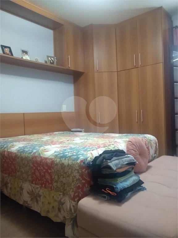 Sobrado à venda com 3 quartos, sendo 1 suíte,  em Vila do Castelo, São Paulo, SP