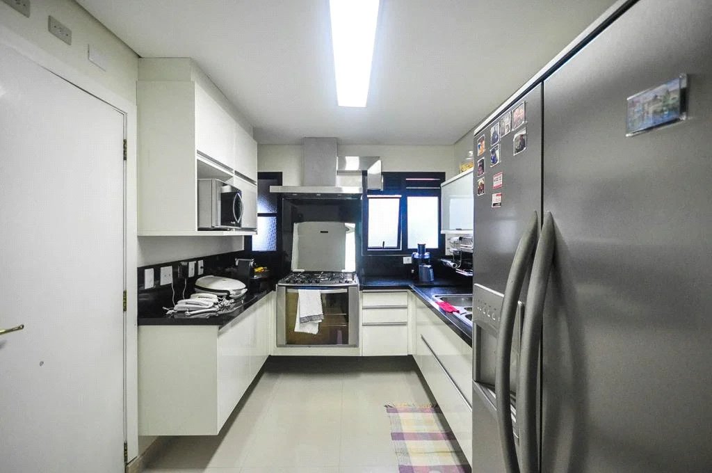 Apartamento à venda com 4 suítes em Vila Andrade, São Paulo, SP