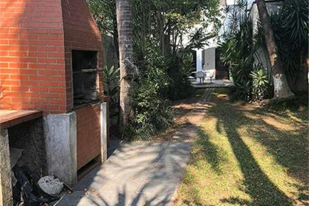 Casa à venda com 4 quartos, sendo 1 suíte, em Vila Cordeiro, São Paulo, SP