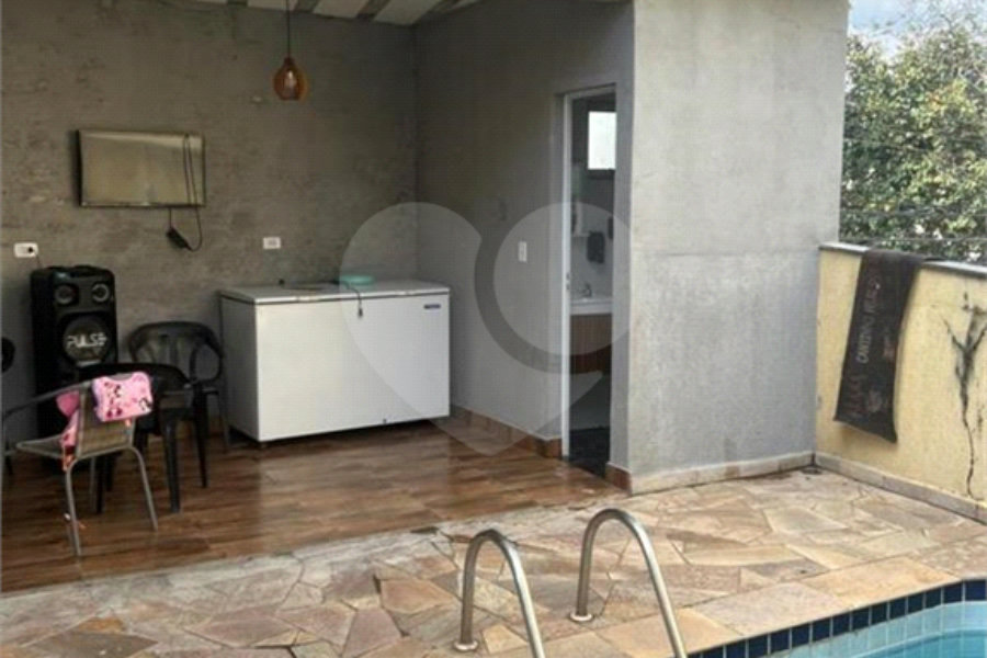 Sobrado à venda com 5 quartos, sendo 2 suítes, em Imirim, São Paulo, SP