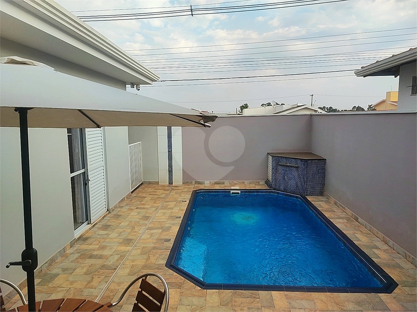 Casa à venda com 3 suítes em Jardim dos Flamboyants, Araraquara, SP