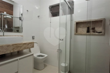 Casa à venda com 2 quartos, sendo 1 suíte, em Vila Assis, Sorocaba, SP