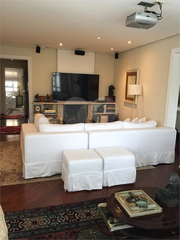 Apartamento à venda com 4 suítes em Vila Suzana, São Paulo, SP