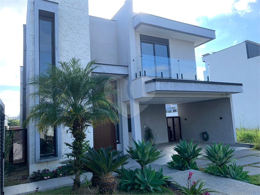 Casa para alugar com 3 suítes no condomínio Mosaico Essence, Mogi das Cruzes - SP