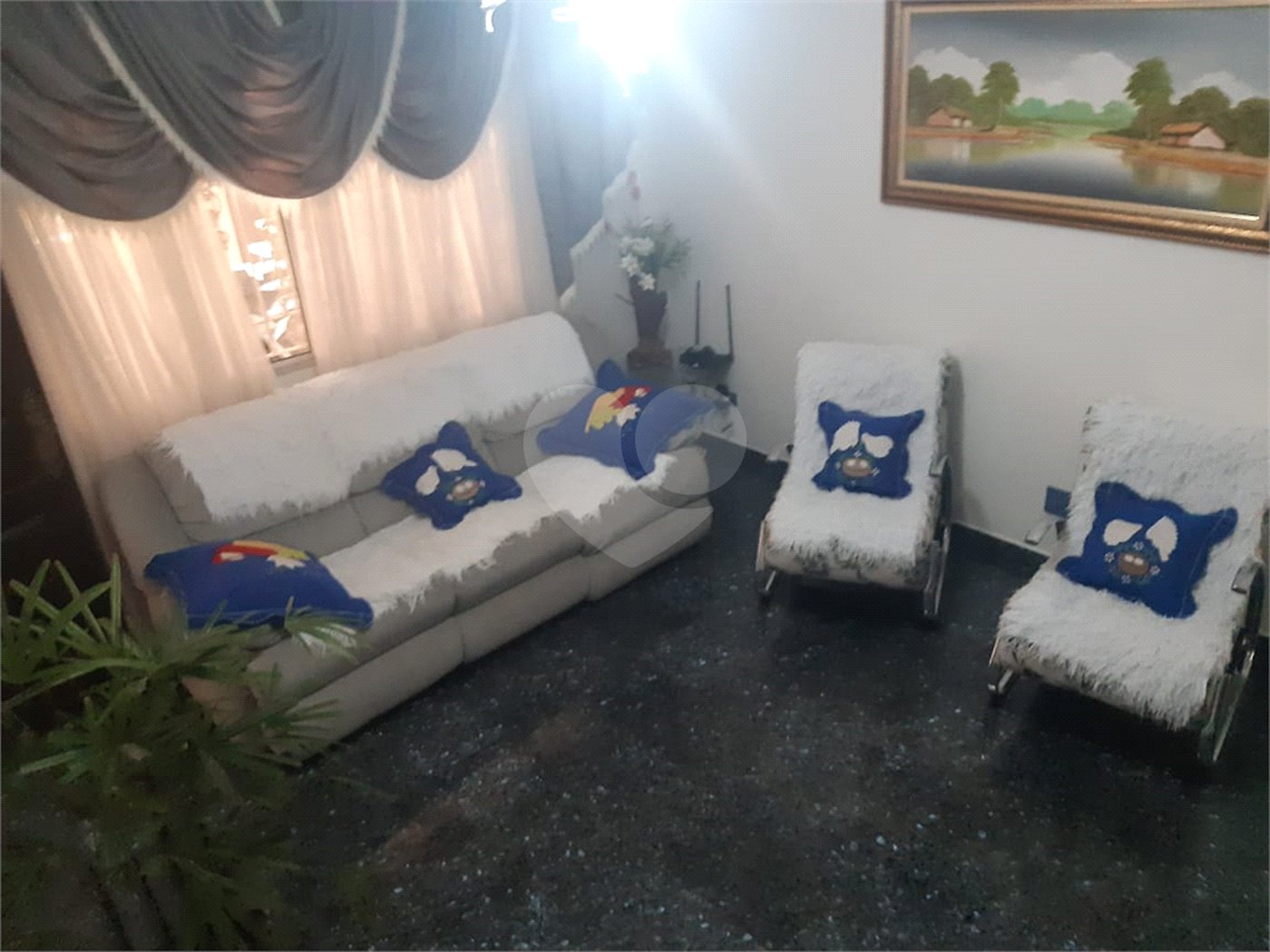 Sobrado à venda com 5 quartos, sendo 3 suítes, em Horto, São Paulo, SP