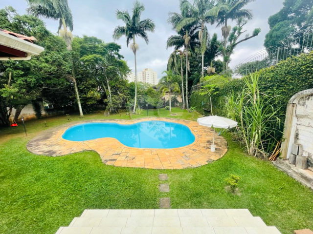 Casa à venda com 4 quartos, sendo 1 suíte,  em Tremembé, São Paulo, SP