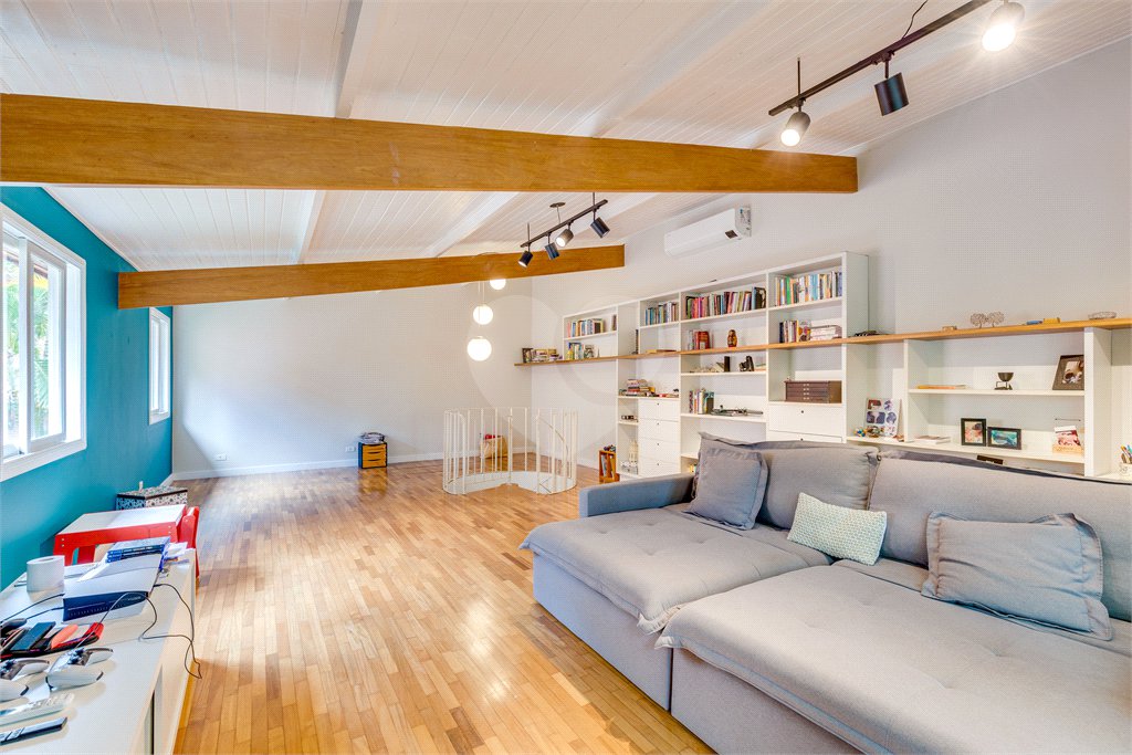 Casa à venda com 2 suítes em Alto da Boa Vista, São Paulo, SP