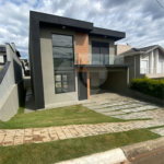 Terreno à venda com 3 suítes no condomínio Terras de Atibaia 1, Atibaia - SP
