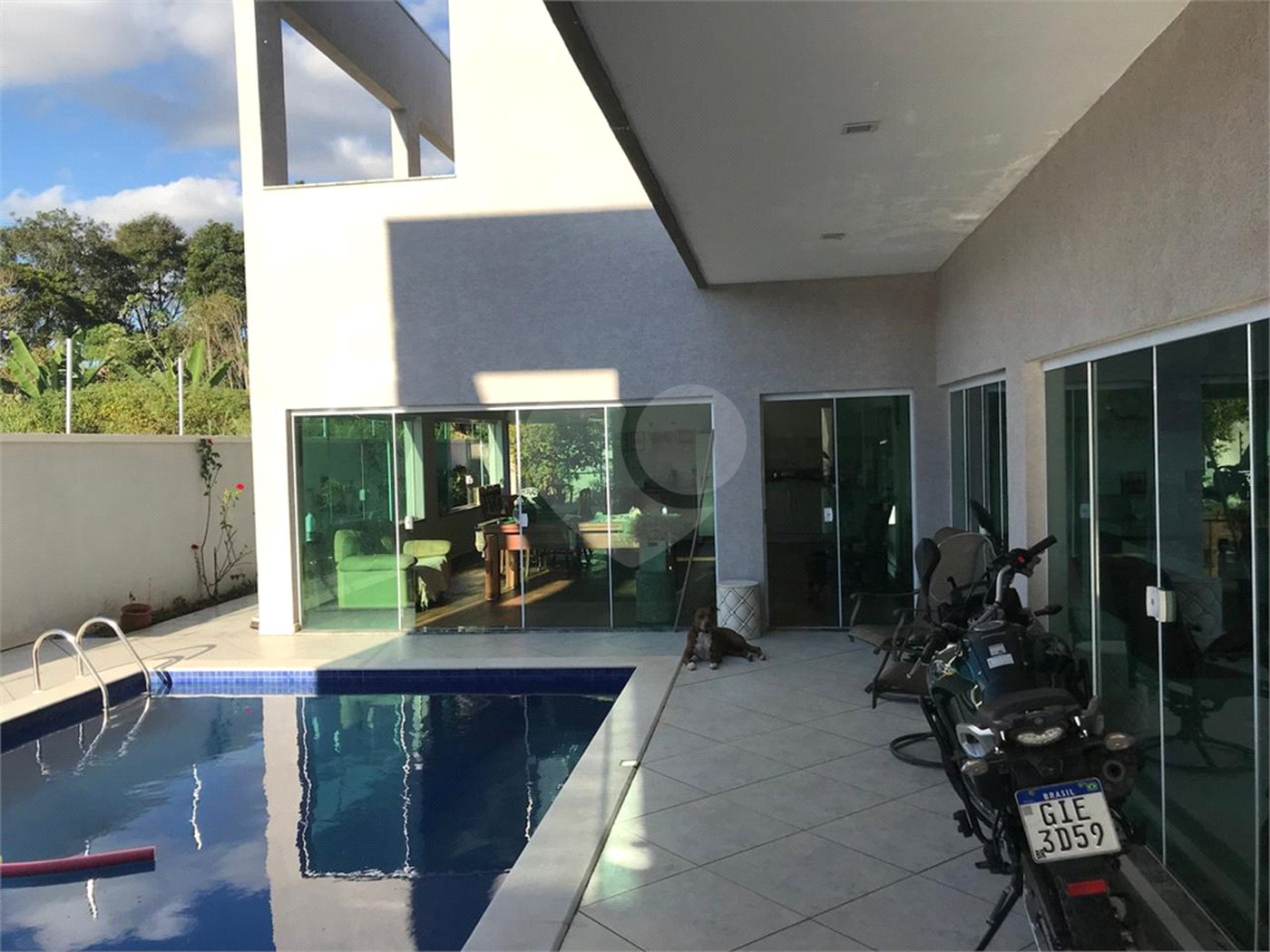 Casa à venda com 5 quartos, sendo 3 suítes, em Loteamento Jardim Morumbi, Atibaia, SP